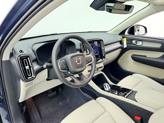 New 2026 Volvo XC40 B5 Ultra w/ Climate Package image 20