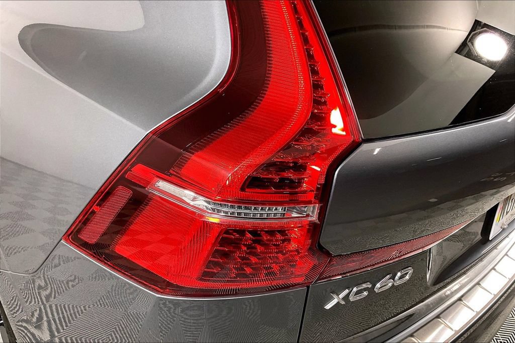 Used 2021 Volvo XC60 T6 Inscription w/ Advanced Package AWD/4WD image 27