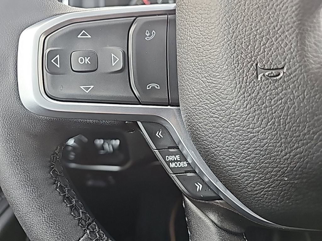 Certified 2025 RAM 1500 Big Horn image 28