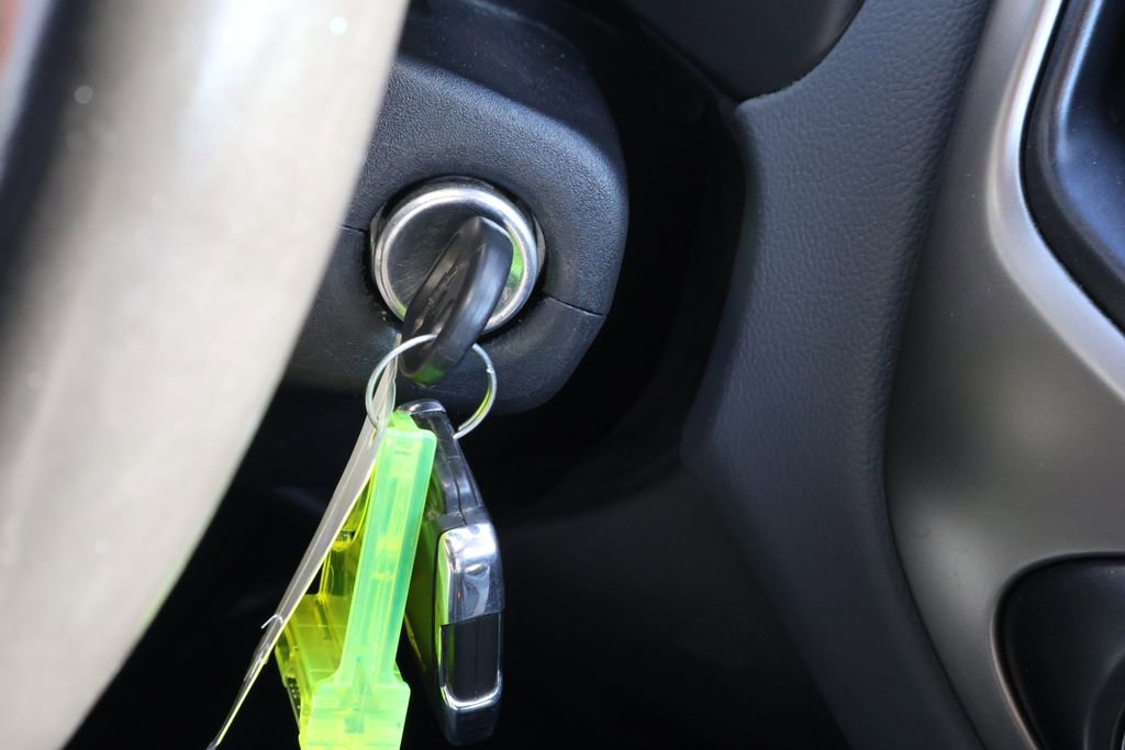 Used 2021 Chevrolet Colorado Z71 image 28