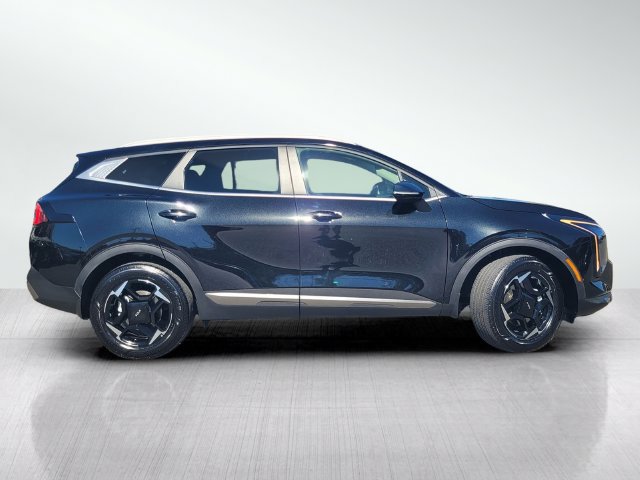 Used 2026 Kia Sportage EX AWD/4WD image 3