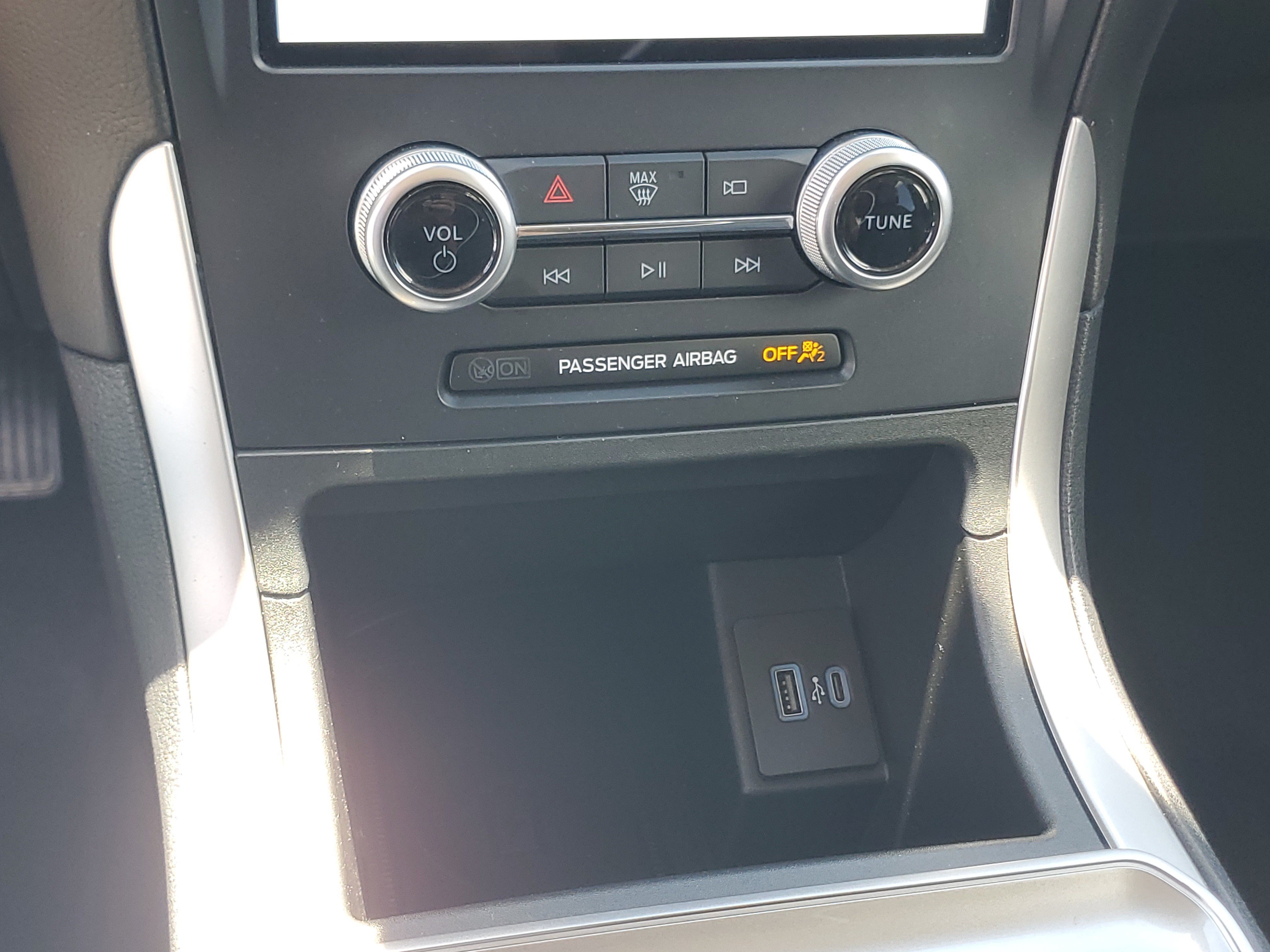 Used 2024 Ford Edge SEL w/ Convenience Package AWD/4WD image 18
