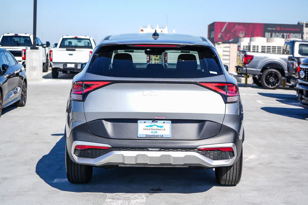 Used 2024 Kia Sportage EX FWD image 7