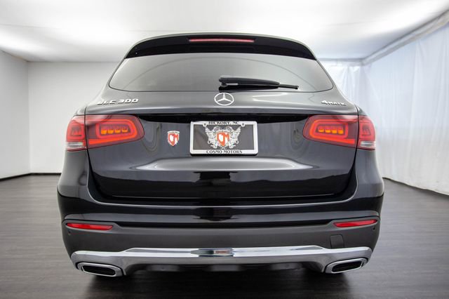 Used 2020 Mercedes-Benz GLC 300 4MATIC w/ Parking Assistance Package image 37
