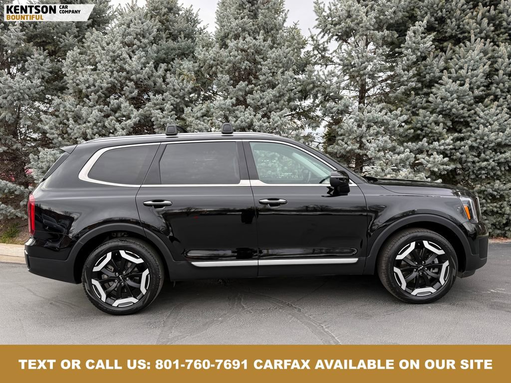Used 2025 Kia Telluride S image 10