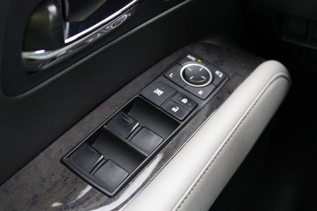Used 2015 Lexus RX 450h AWD image 31