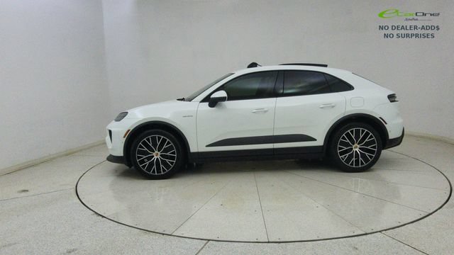 Used 2025 Porsche Macan Electric RWD image 70