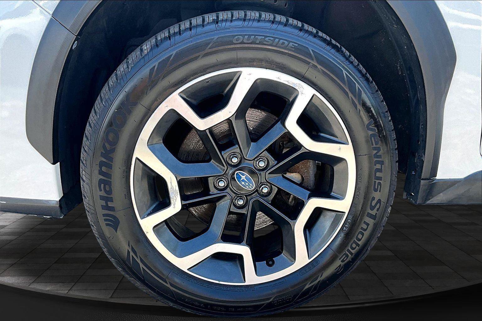 Used 2017 Subaru Crosstrek 2.0i Premium w/ Moonroof Package AWD/4WD image 36