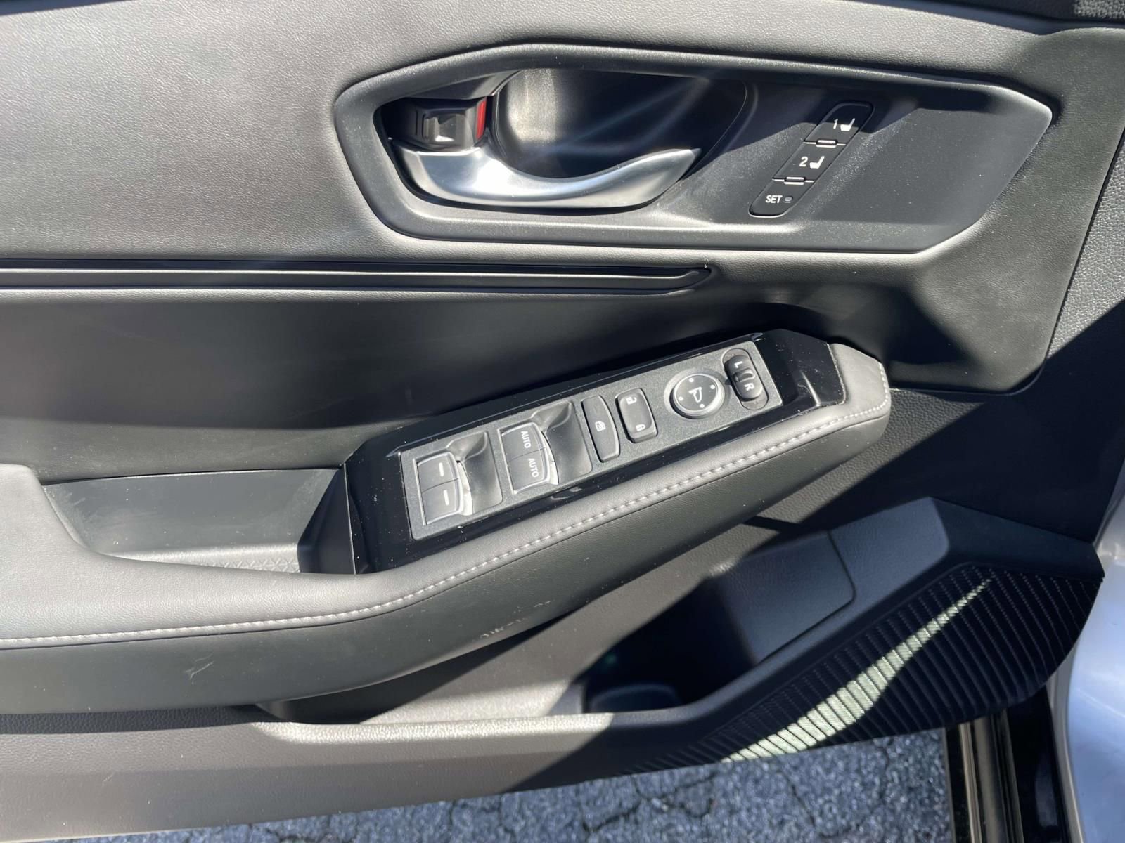 Used 2024 Honda Accord Touring image 16