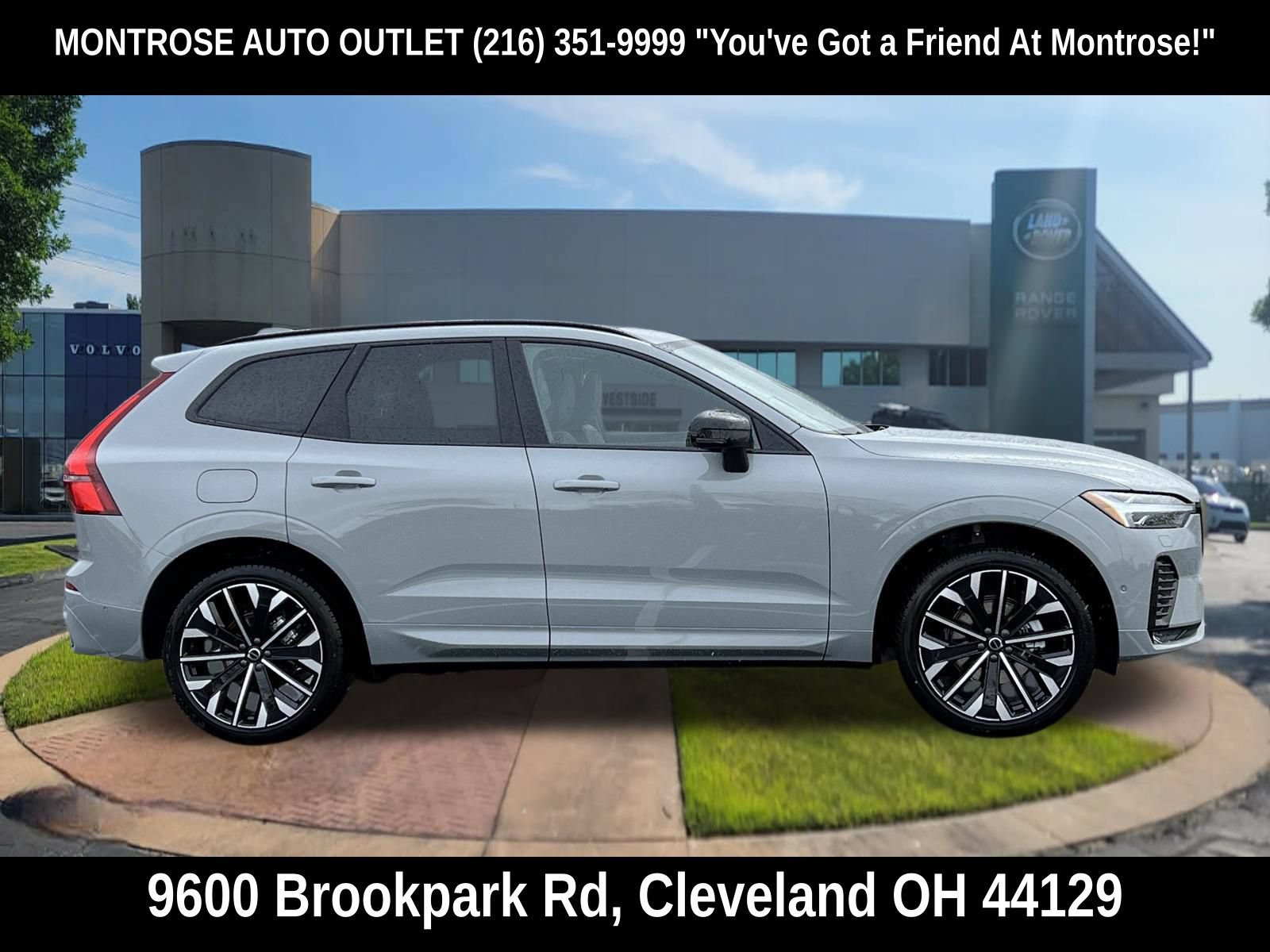 New 2026 Volvo XC60 B5 Plus w/ Protection Package Premier AWD/4WD image 8