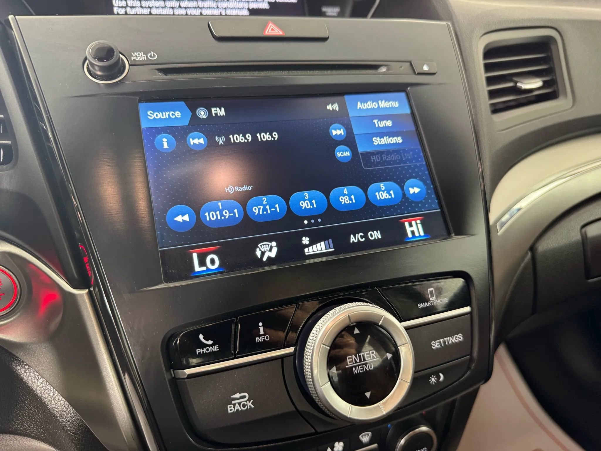 Used 2021 Acura ILX w/ Premium Package image 19