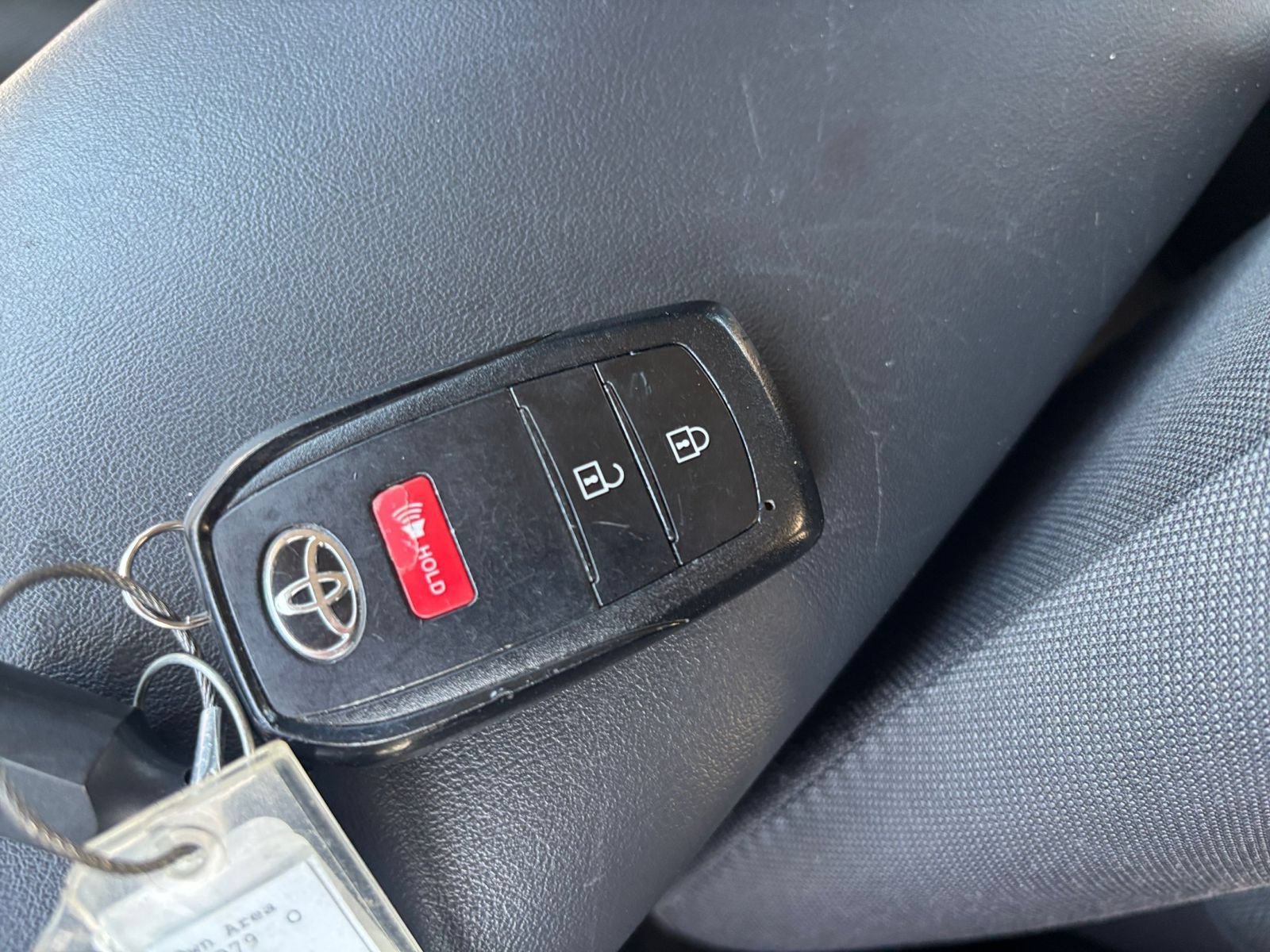 Used 2024 Toyota Prius LE FWD image 20