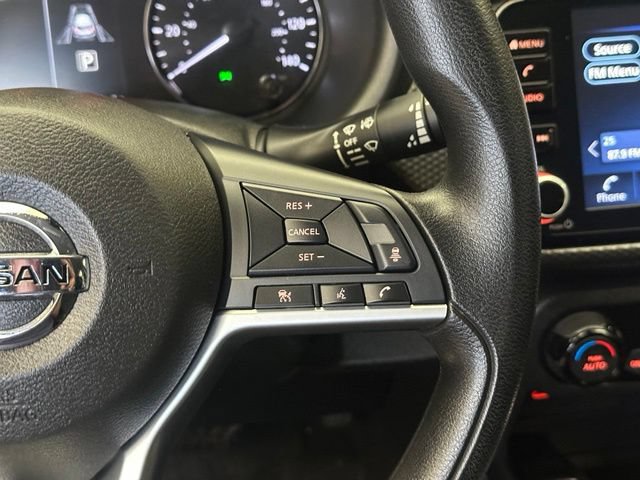 Used 2021 Nissan Kicks SV FWD image 24