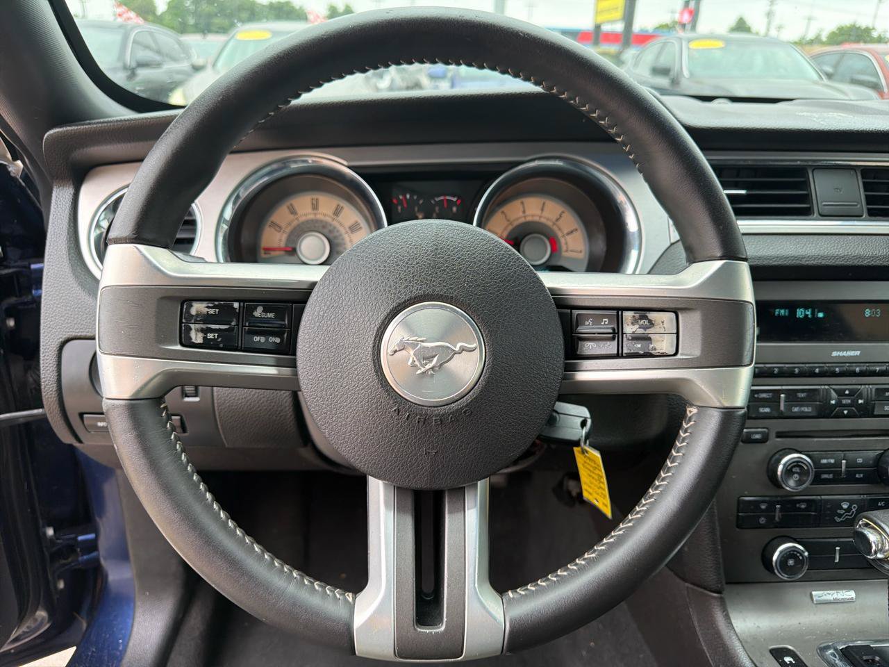 Used 2010 Ford Mustang Coupe RWD image 12