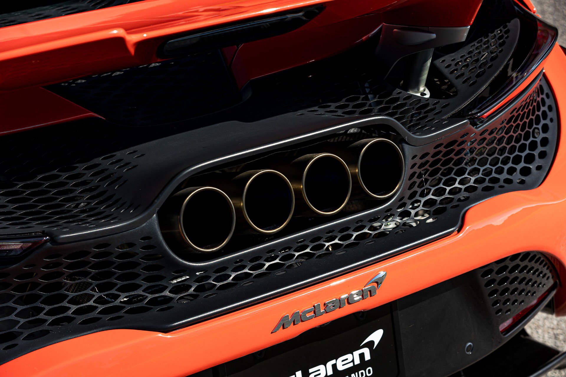 Used 2021 McLaren 765LT image 28