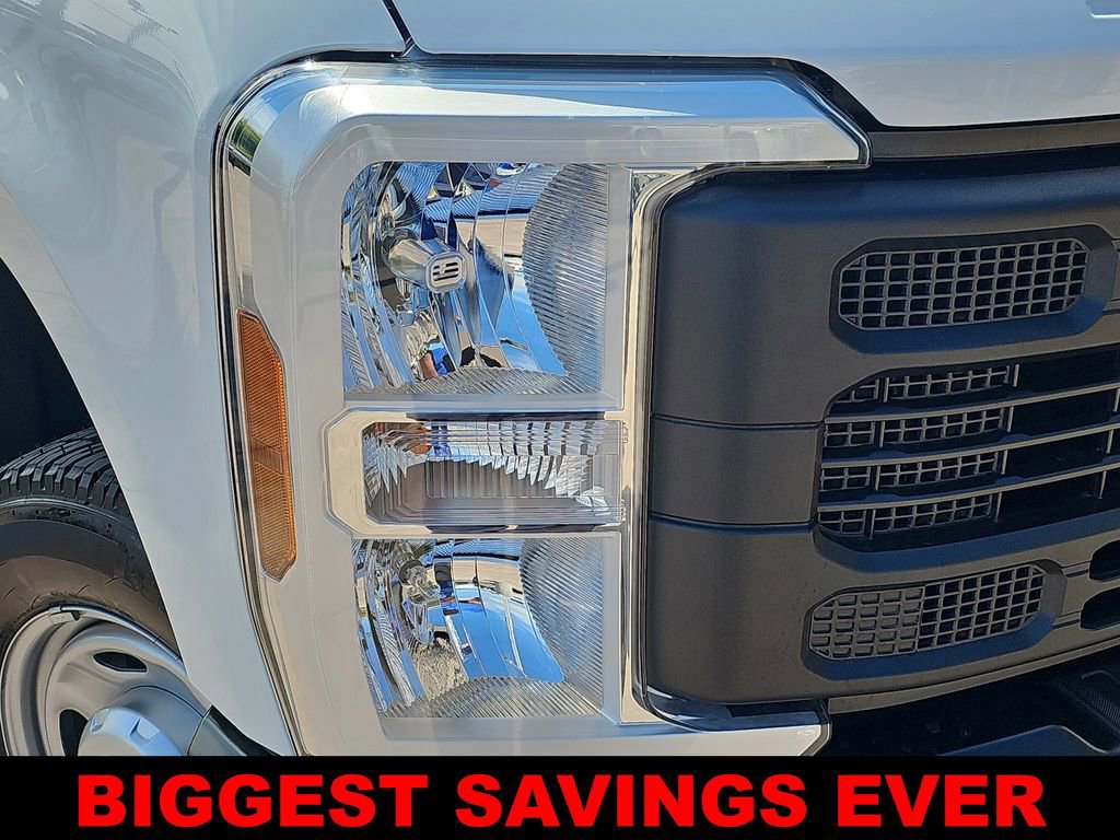 New 2025 Ford F250 XL w/ FX4 Off-Road Package image 34