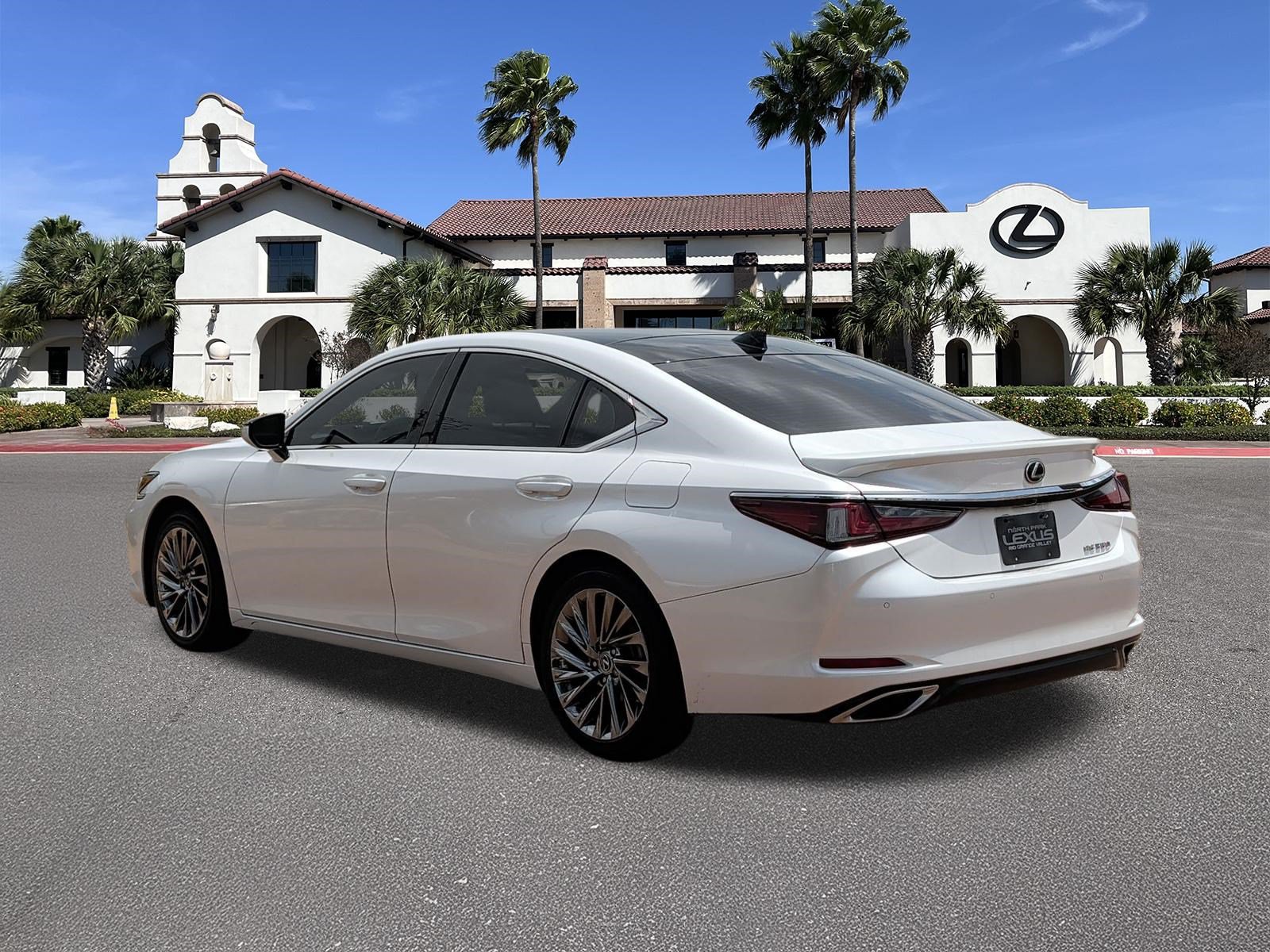 Certified 2024 Lexus ES 350 Ultra Luxury w/ Accessory Package (Z2) FWD image 4