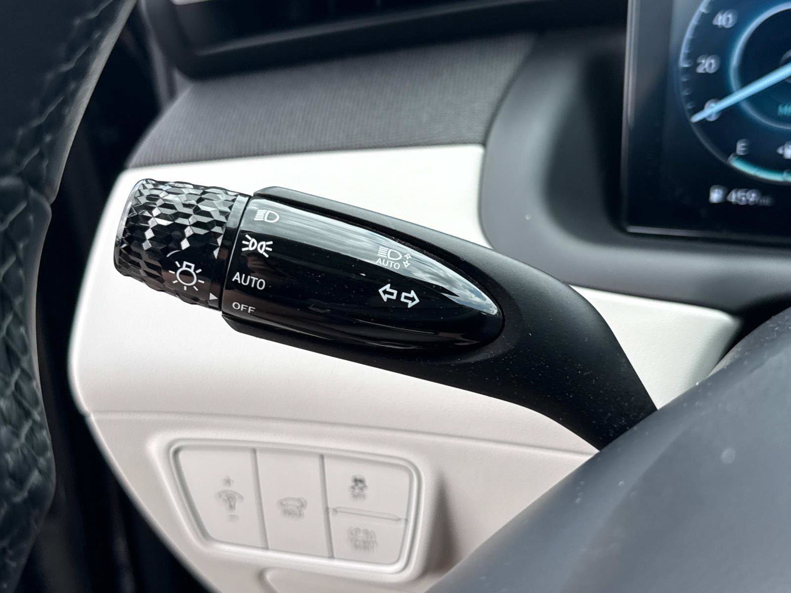 Used 2024 Hyundai Tucson Limited image 10