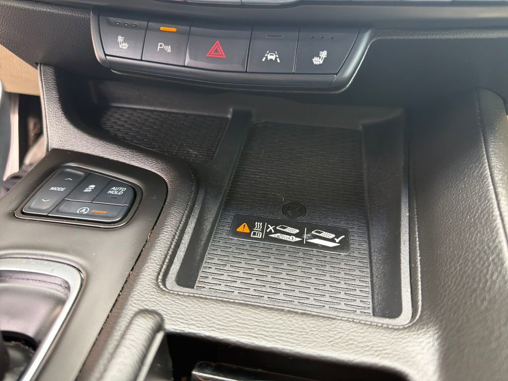 Used 2023 Cadillac CT5 Luxury w/ Sun And Sound Package image 38