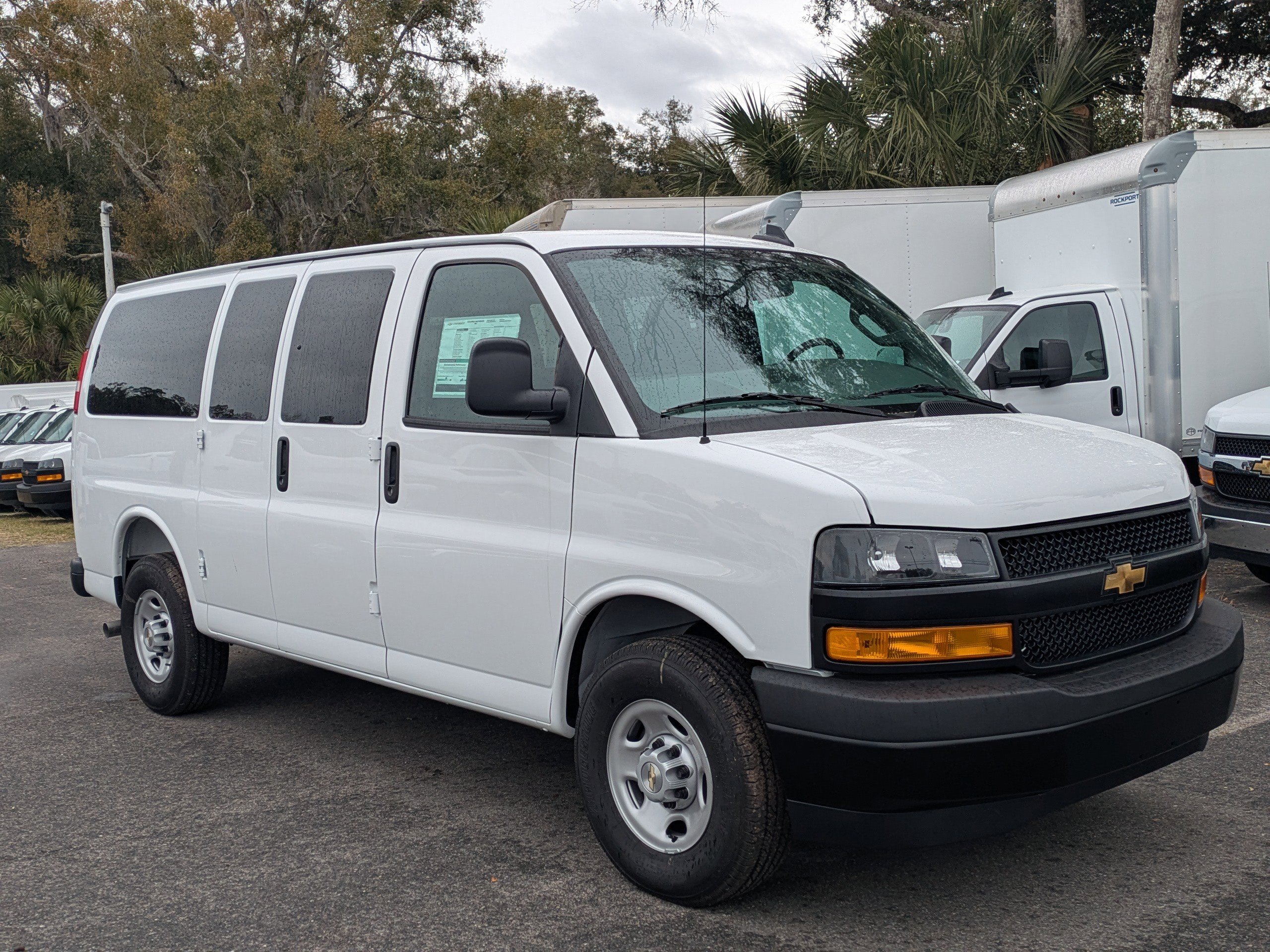 New 2025 Chevrolet Express 3500 LS RWD image 2