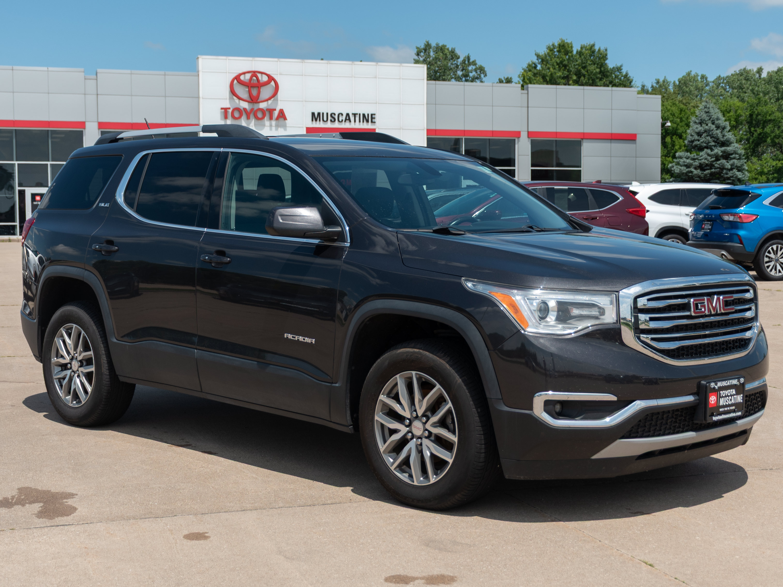 Used 2017 GMC Acadia SLE w/ Driver Alert Package I