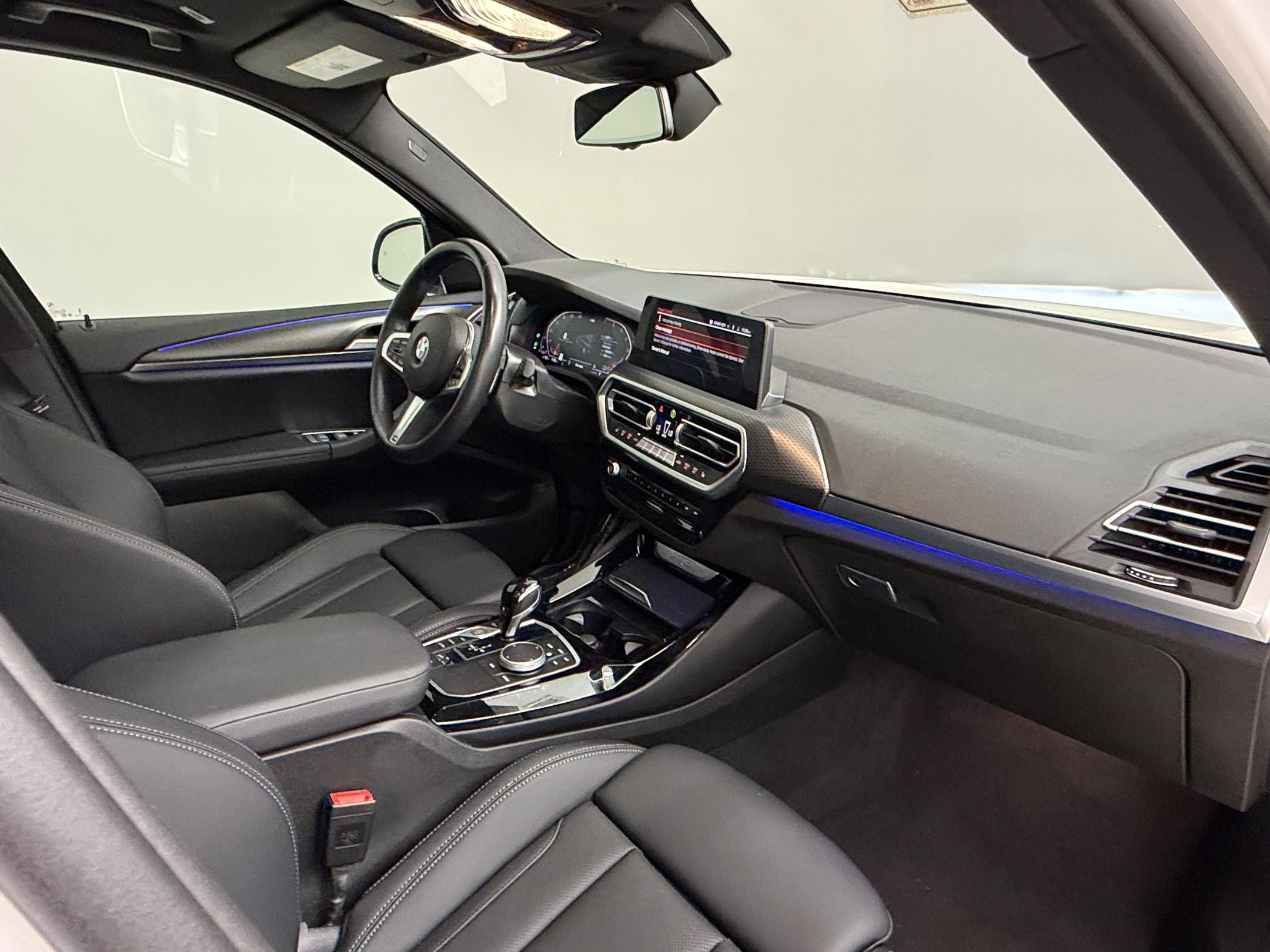 Used 2023 BMW X3 sDrive30i w/ M Sport Package RWD image 31