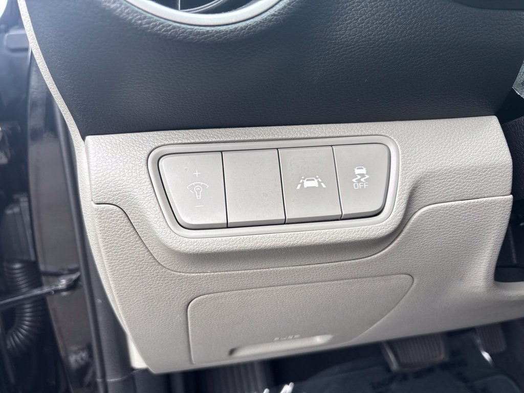 Used 2021 Kia Forte LXS FWD image 28