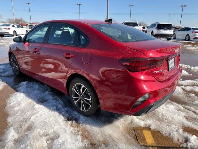 Used 2024 Kia Forte LXS image 12