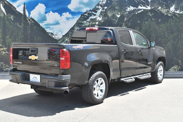 Used 2018 Chevrolet Colorado LT w/ LT Convenience Package AWD/4WD image 3