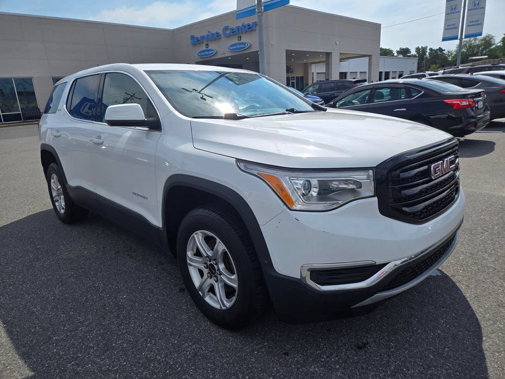 Used 2019 GMC Acadia SLE w/ LPO, Black Accent Package FWD image 3