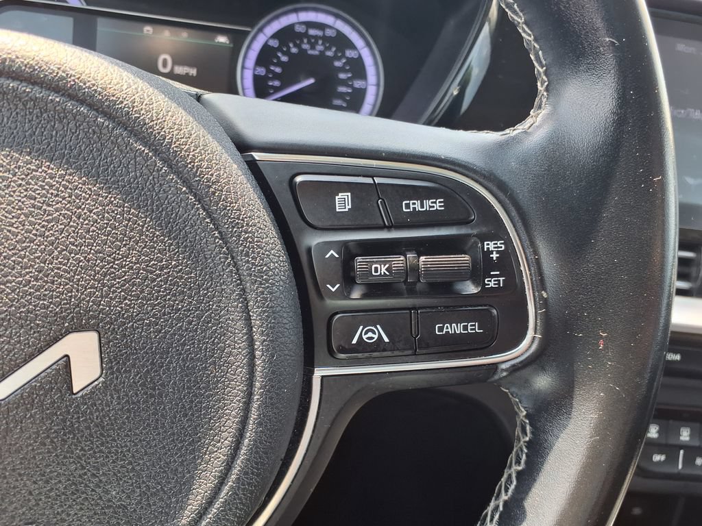 Used 2022 Kia Niro LXS FWD image 27