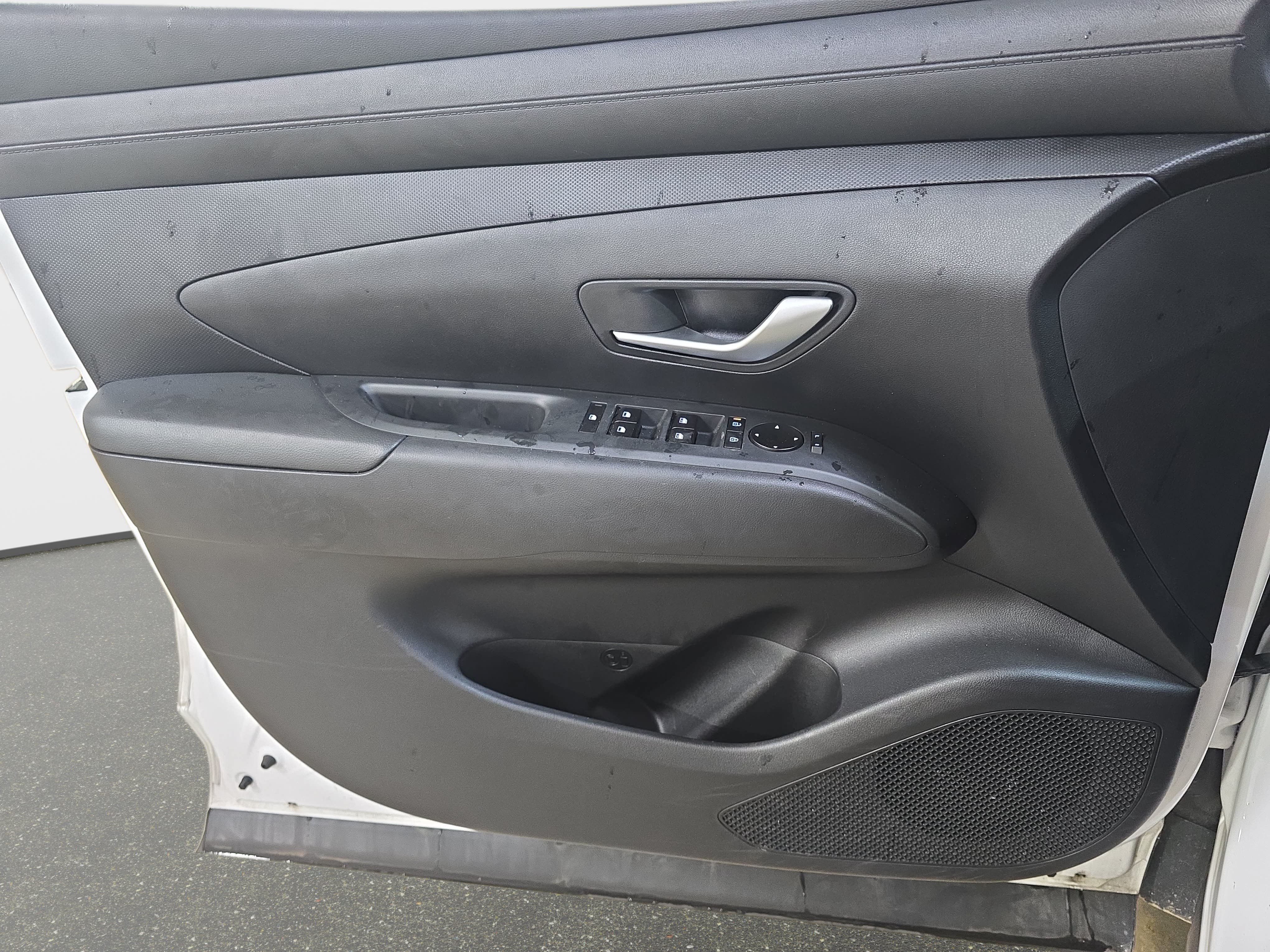 Used 2025 Hyundai Tucson SEL AWD/4WD image 24