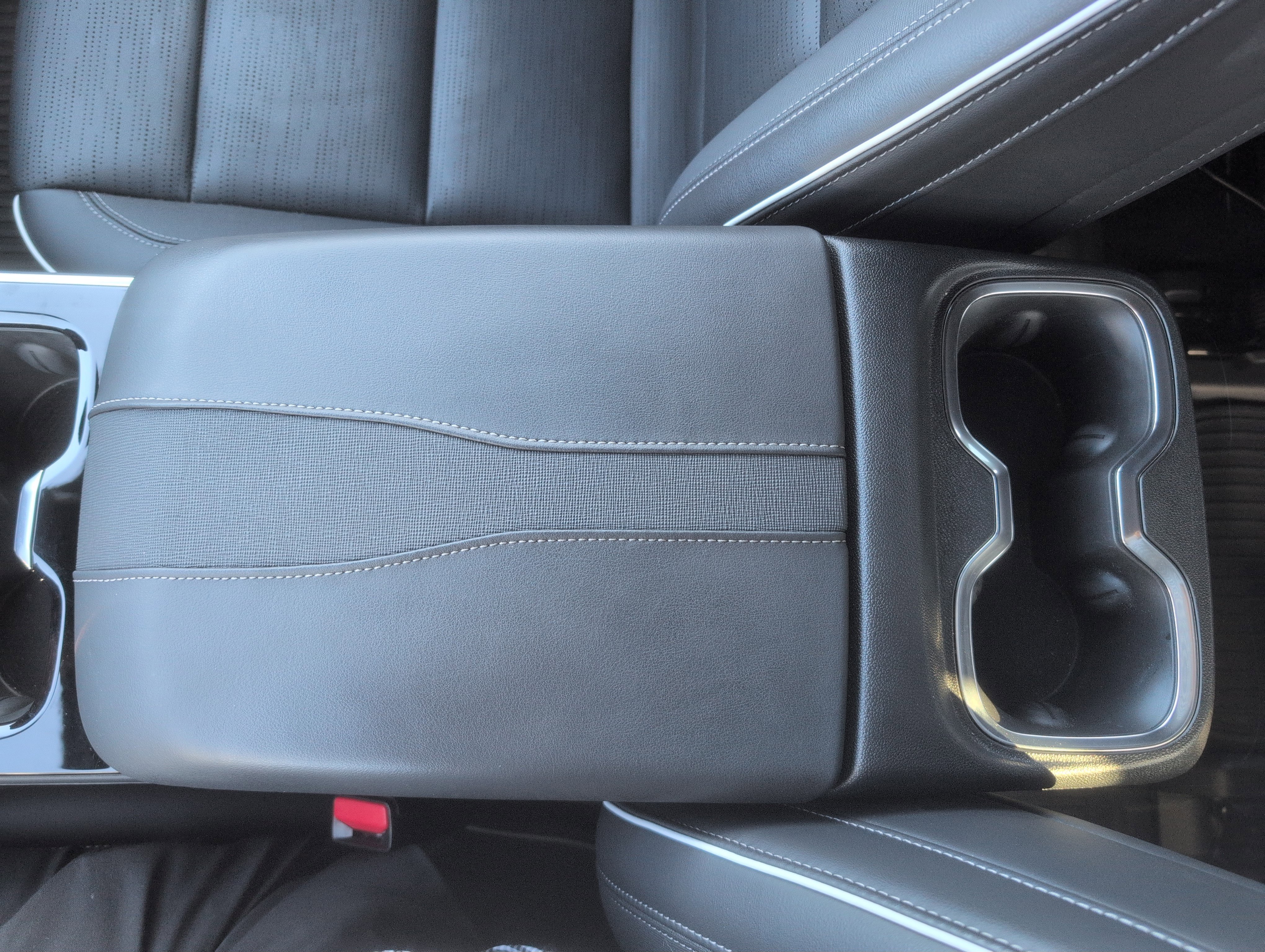 Used 2025 Buick Enclave Sport Touring w/ LPO, Floor Liner Package image 29