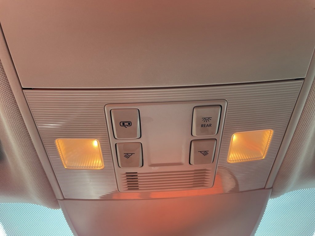 Used 2024 Volkswagen Taos SE image 23