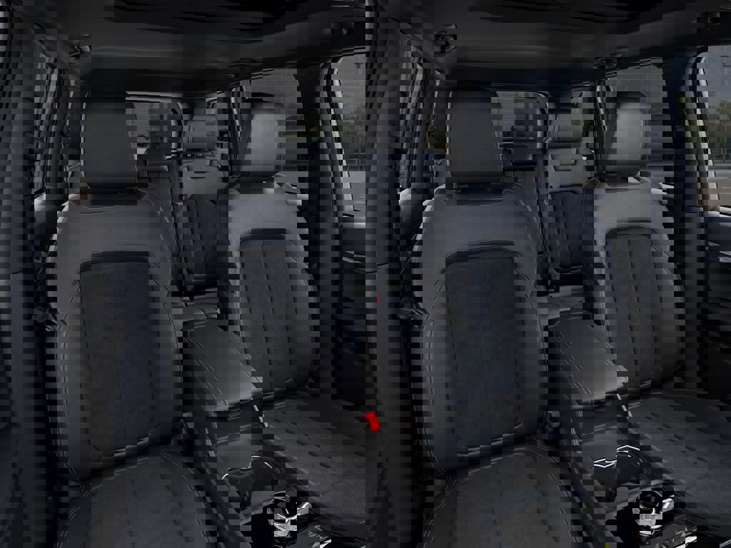 New 2026 Jeep Grand Cherokee Laredo image 16