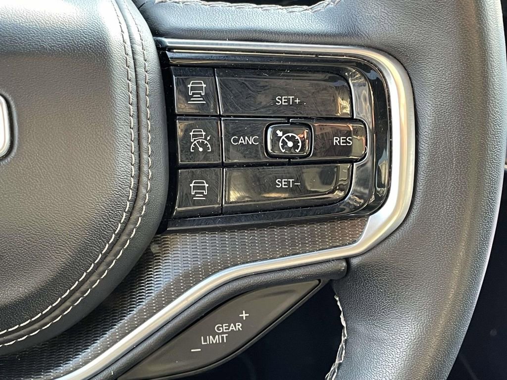 Used 2024 Jeep Grand Wagoneer Series II w/ Quick Order Packagew 28T image 13