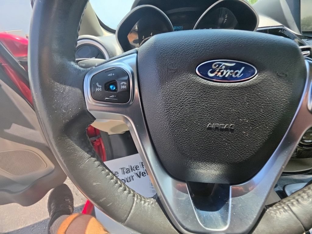 Used 2016 Ford Fiesta Titanium FWD image 18