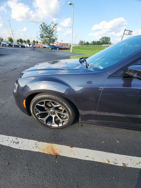 Used 2015 Chrysler 300 S RWD image 17