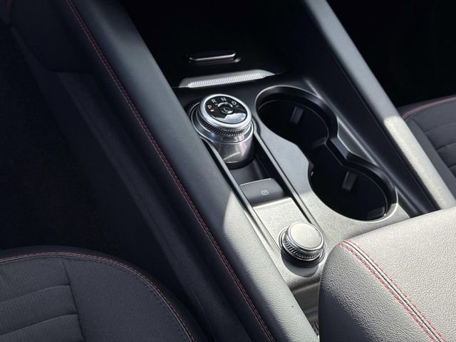 Used 2025 Ford Explorer ST-Line image 23