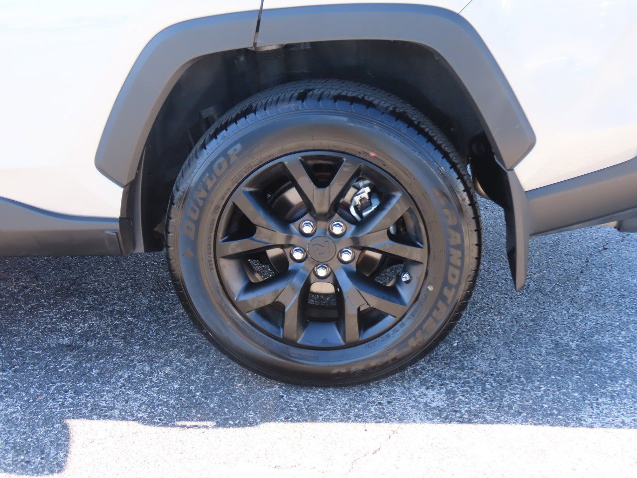 Used 2024 Toyota RAV4 LE image 17