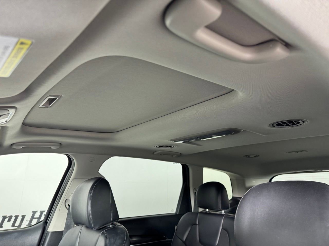 Used 2025 Kia Telluride S FWD image 29