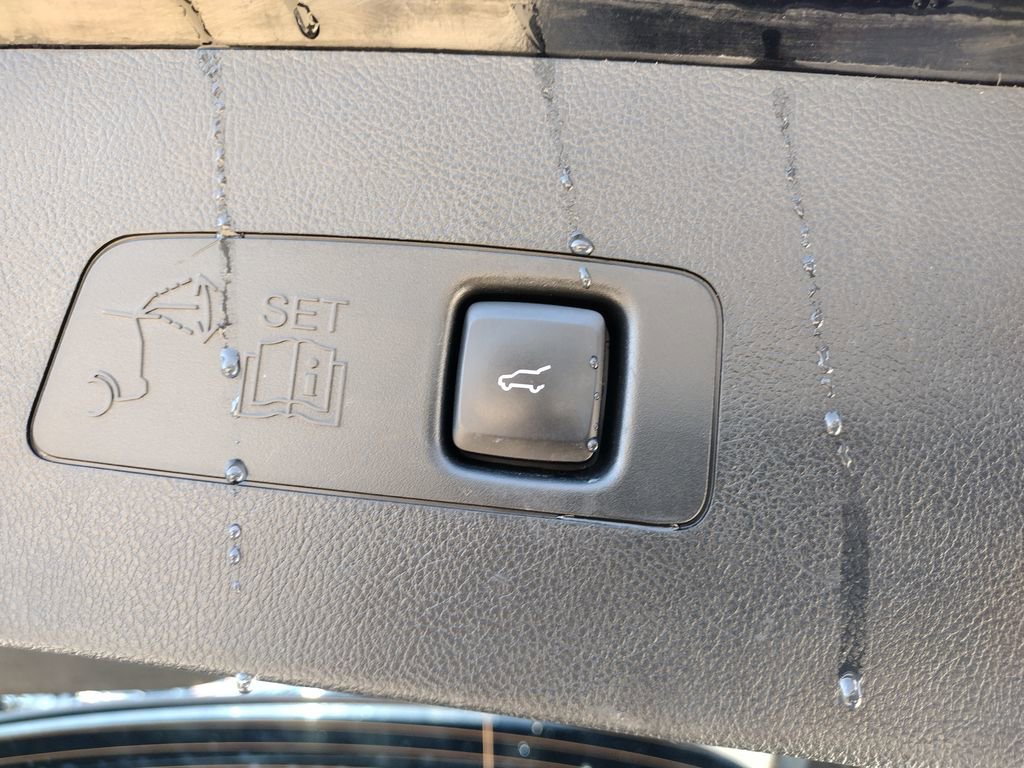 Used 2022 Lincoln Corsair Reserve image 24