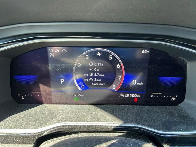 Used 2022 Volkswagen Jetta SE image 32