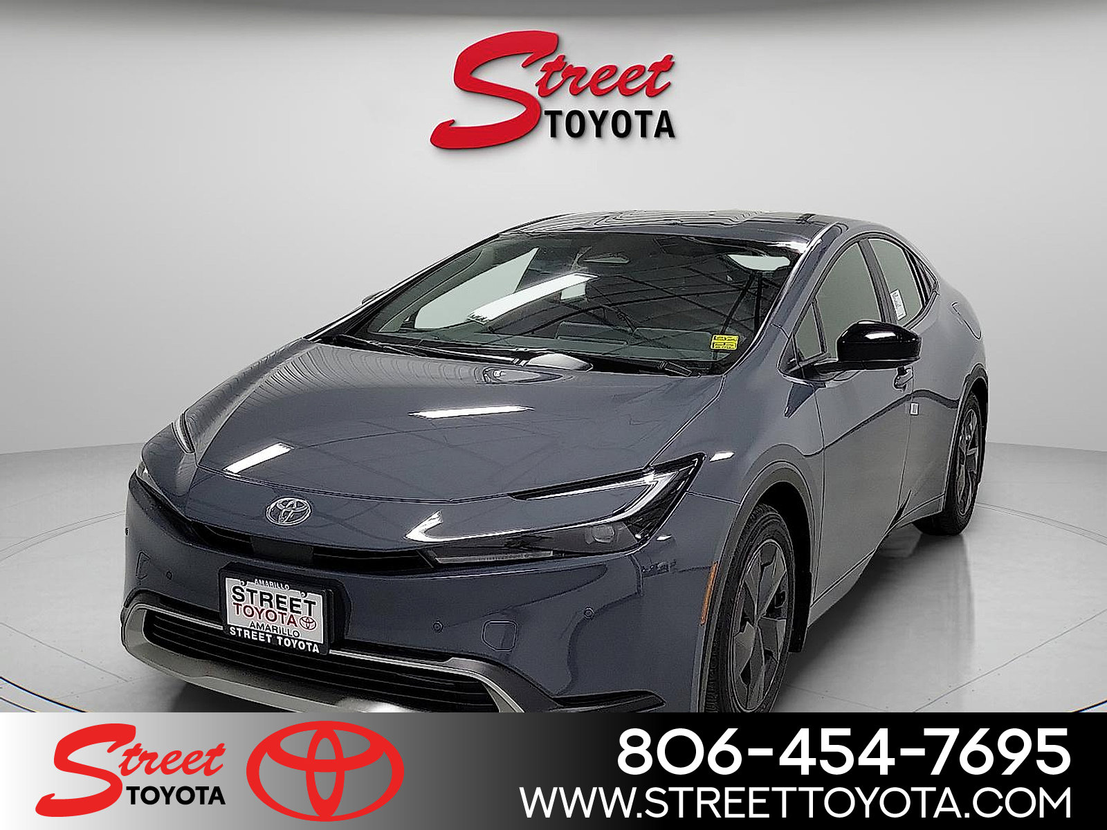 Used 2026 Toyota Prius Plug-In Hybrid video 1