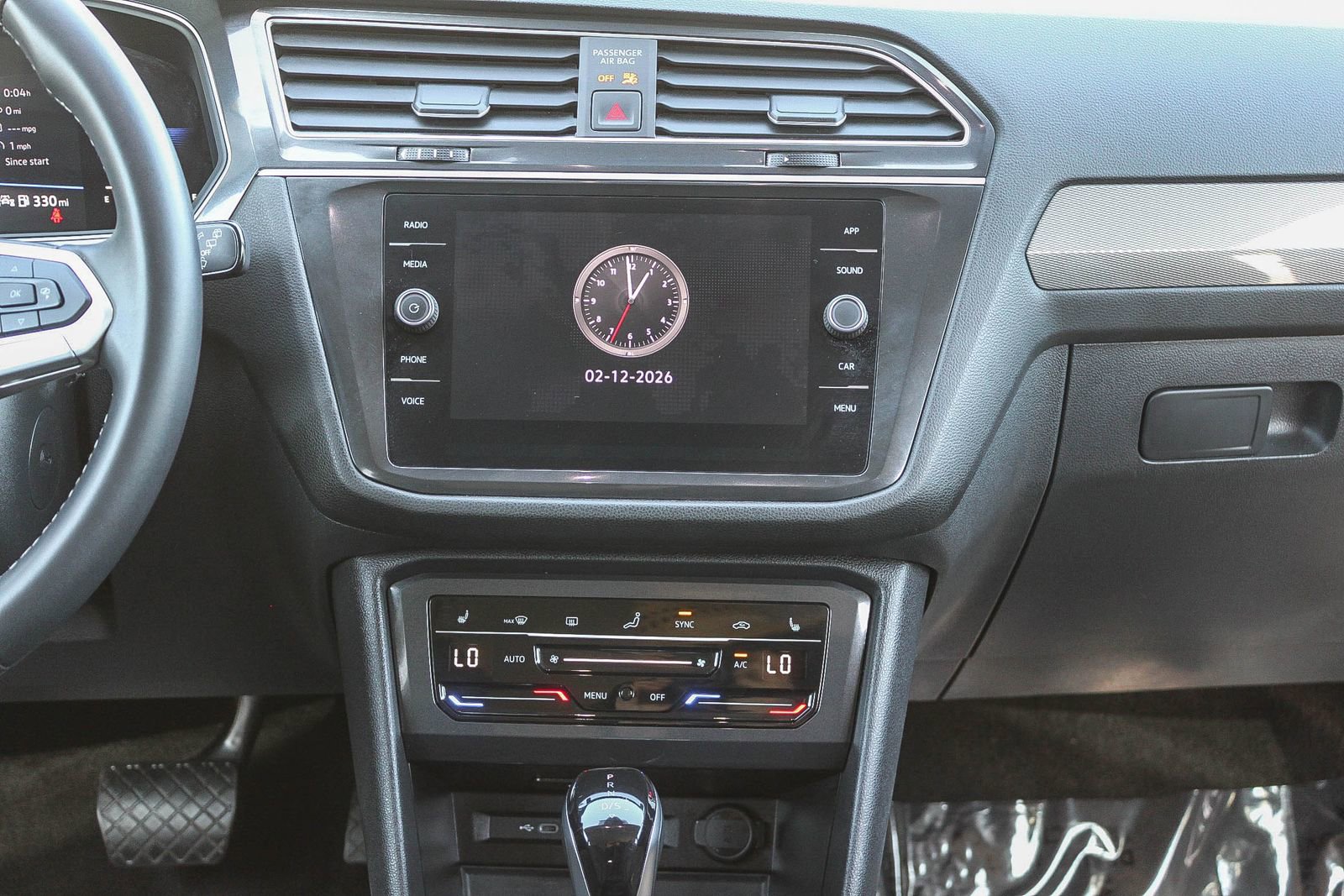 Used 2024 Volkswagen Tiguan Wolfsburg Edition image 14