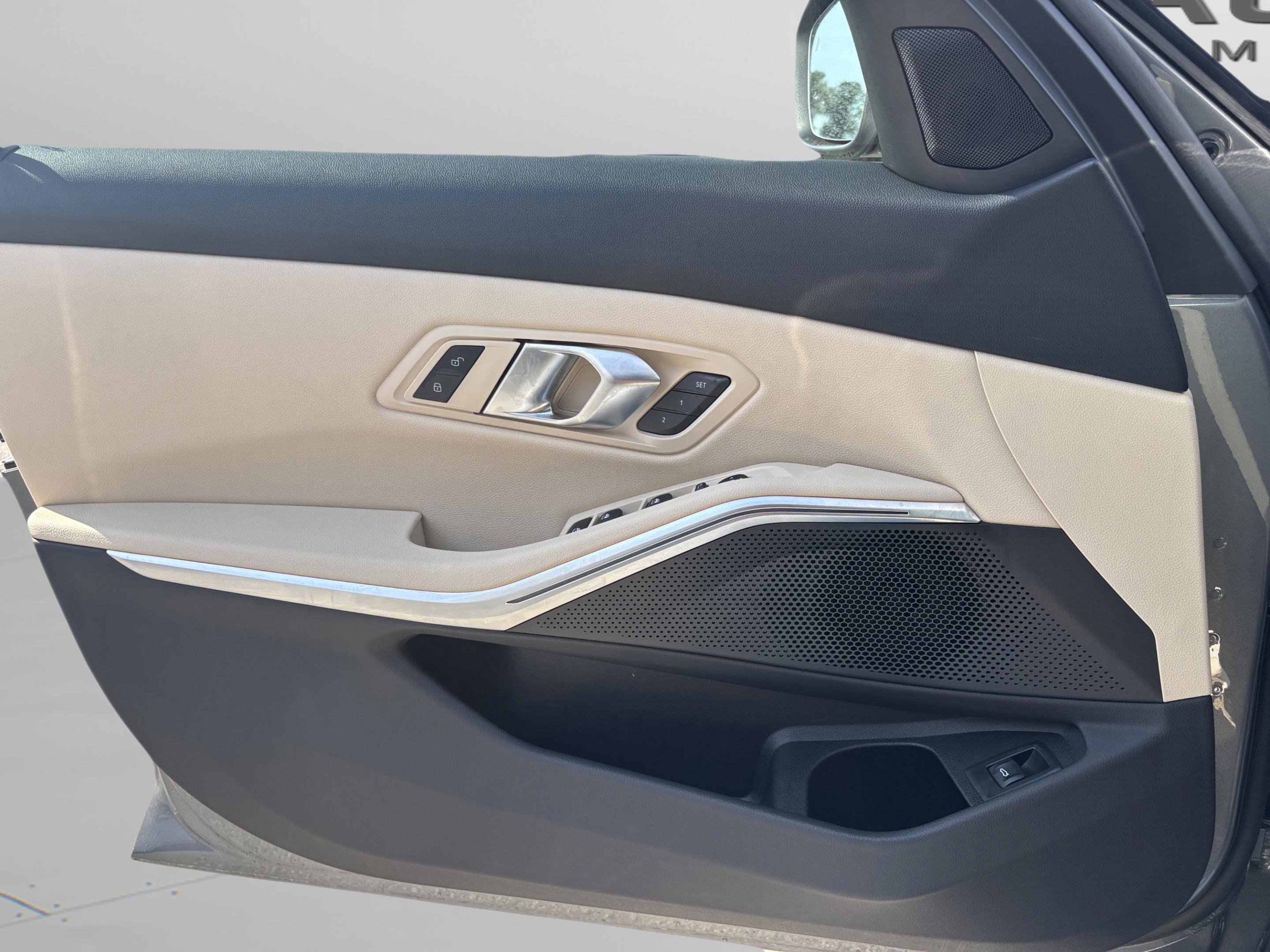 Used 2026 BMW 330i Sedan w/ Convenience Package image 17