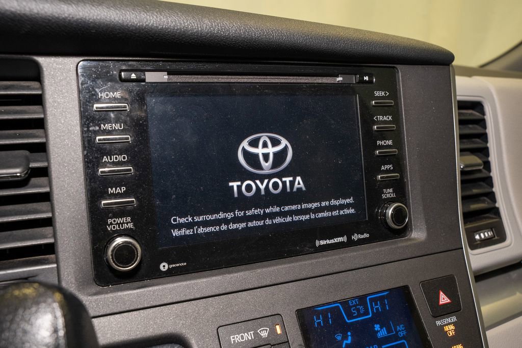 Used 2020 Toyota Sienna LE image 12