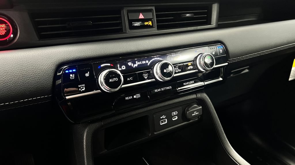 Used 2025 Honda Pilot Elite image 10