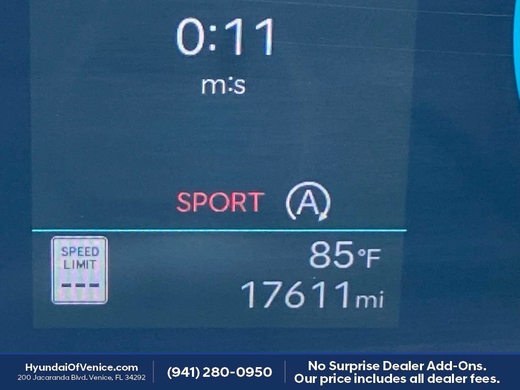 Used 2026 Hyundai Santa Fe SEL FWD image 21
