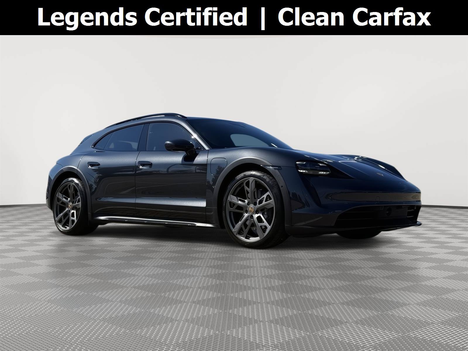 Used 2022 Porsche Taycan 4 Cross Turismo AWD/4WD image 1